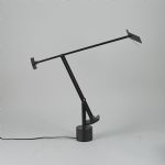 1627 4210 Bordslampa